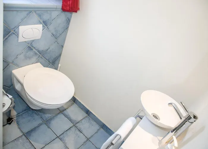 Dolphin New! Шале *